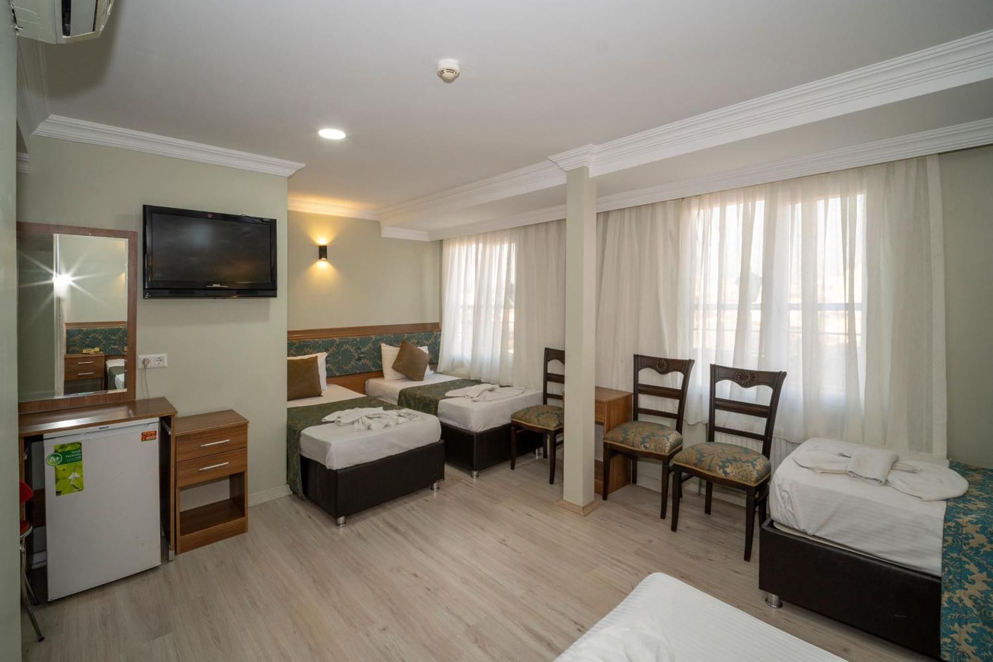 Hotel Simper Istanbul Exterior photo