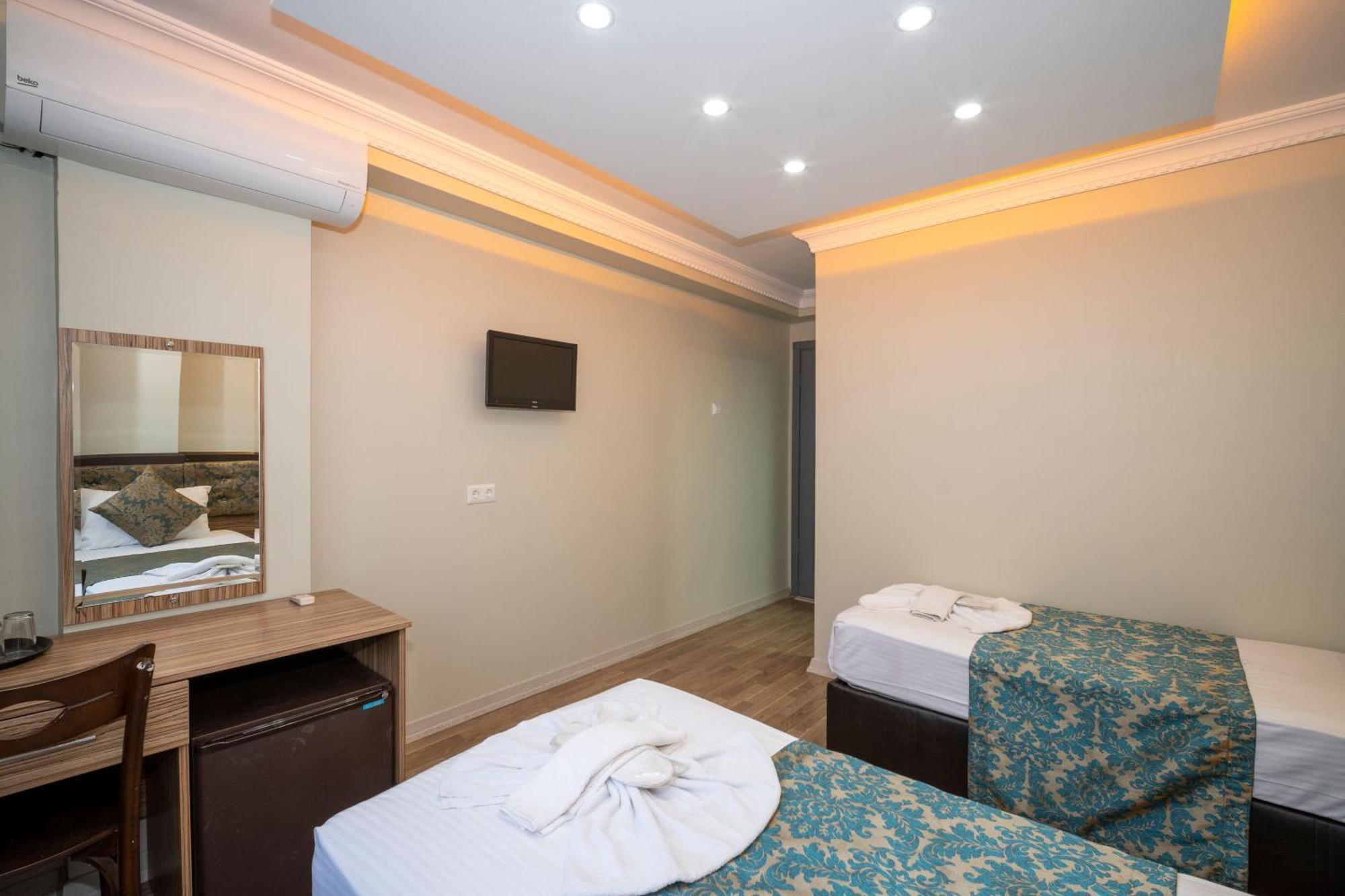 Hotel Simper Istanbul Exterior photo
