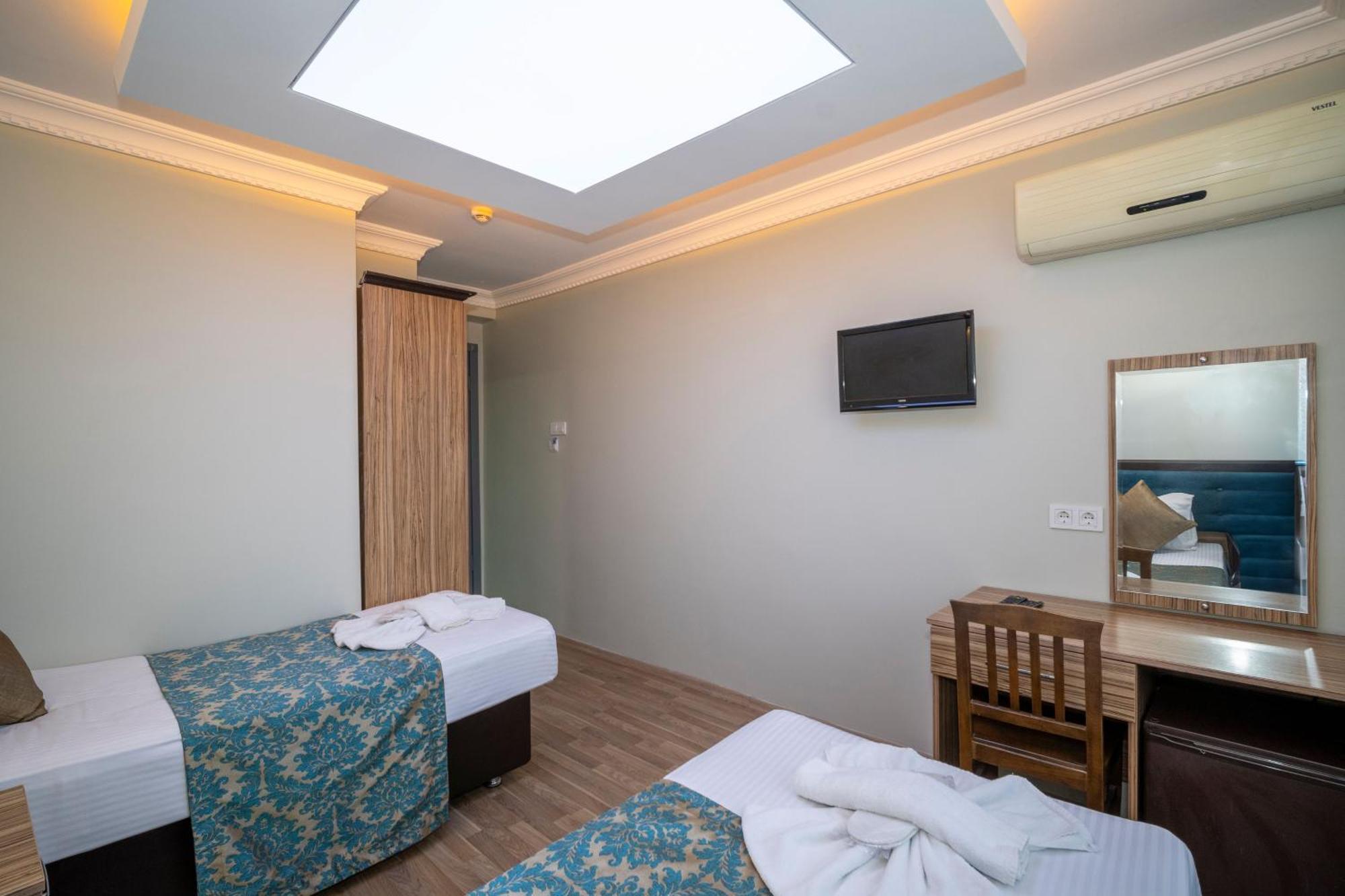 Hotel Simper Istanbul Exterior photo