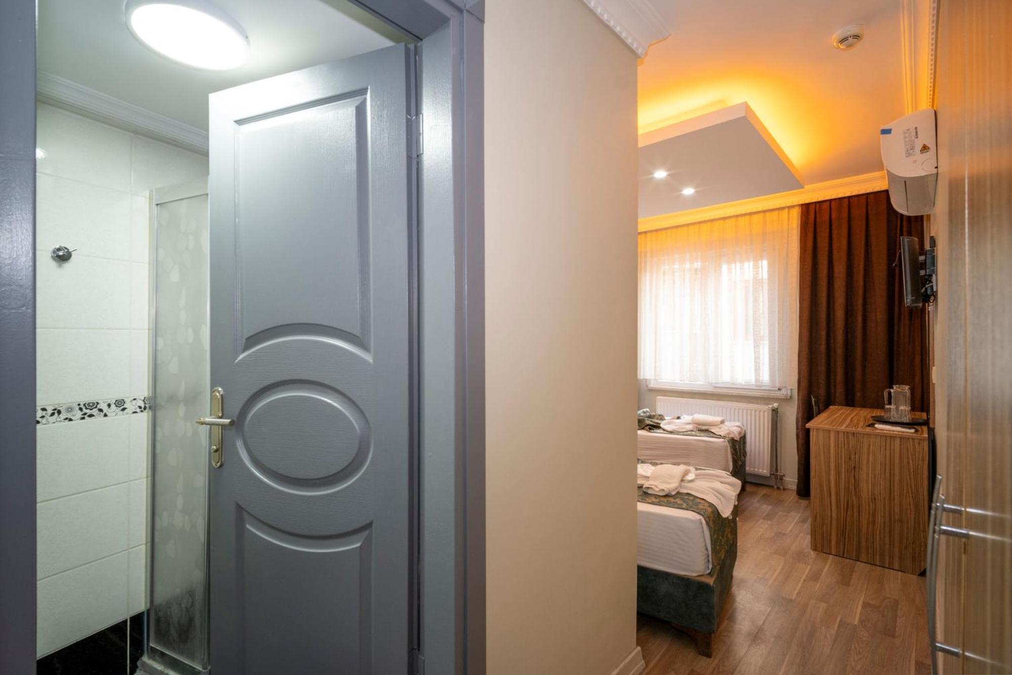Hotel Simper Istanbul Exterior photo