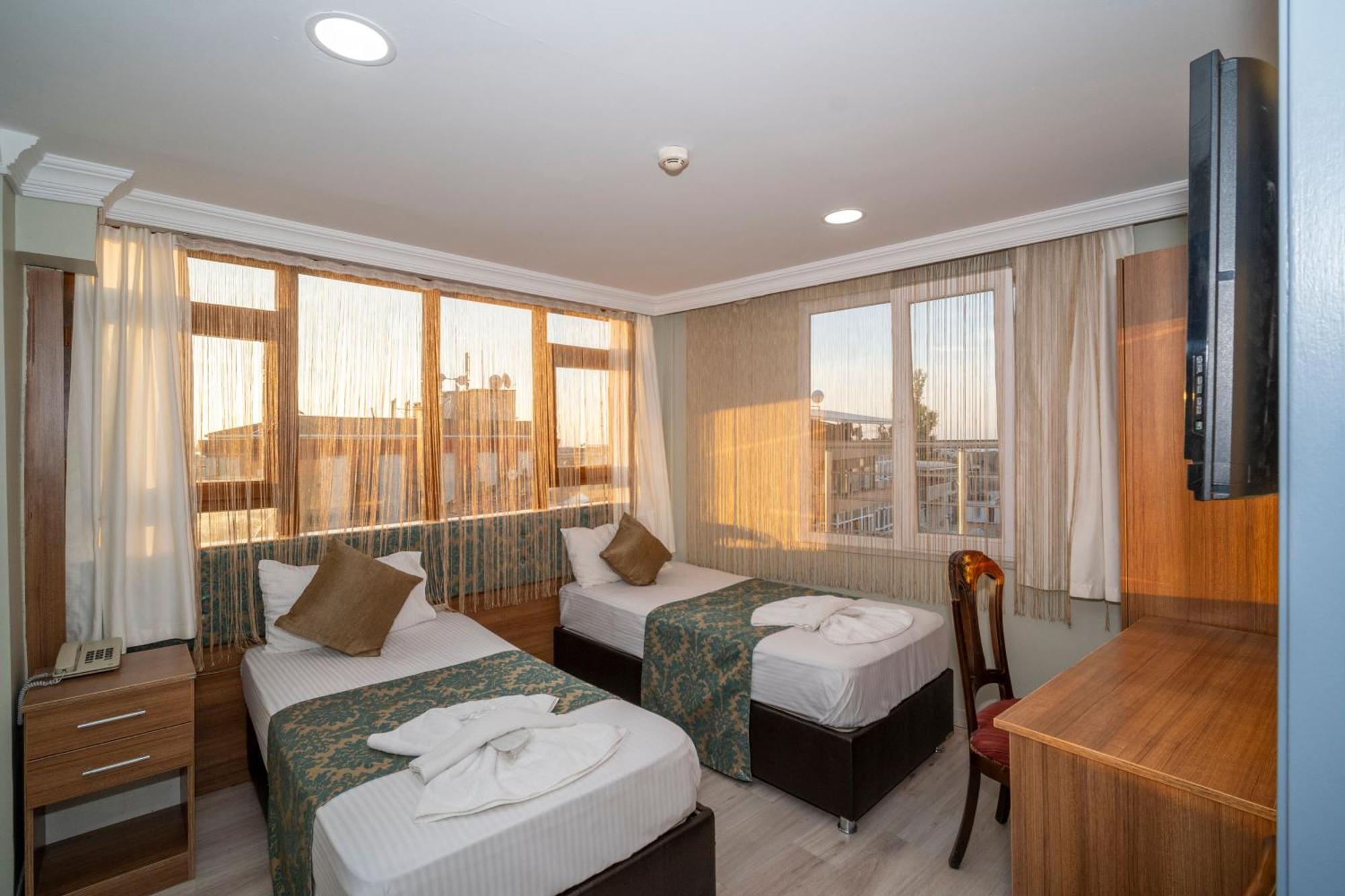 Hotel Simper Istanbul Exterior photo
